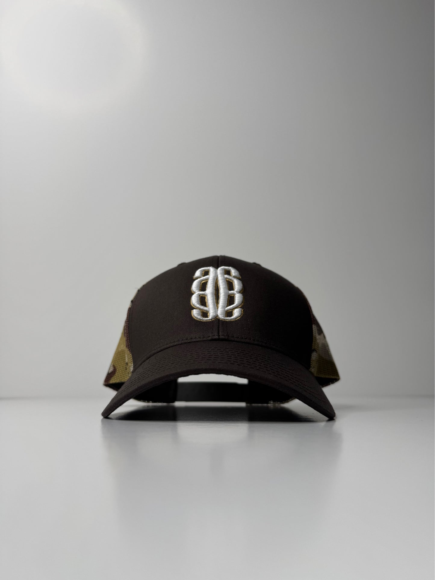 "4A'S GOOD HUNTING" CAMO TRUCKER CAP